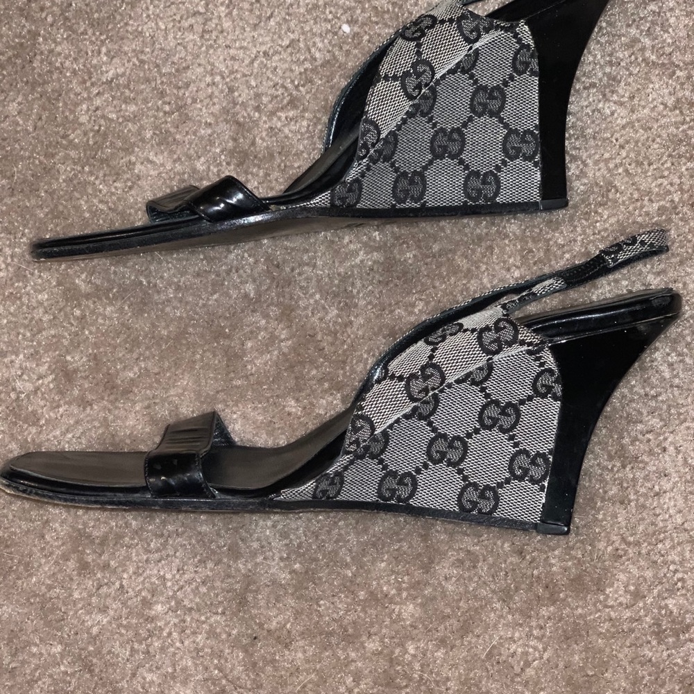 Vintage Gucci sling back wedge sandals